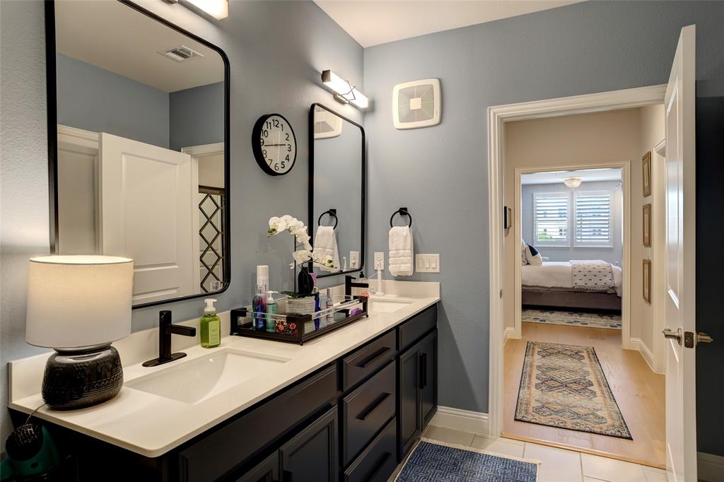 651 N Watters Road 1204 Property Photo 13