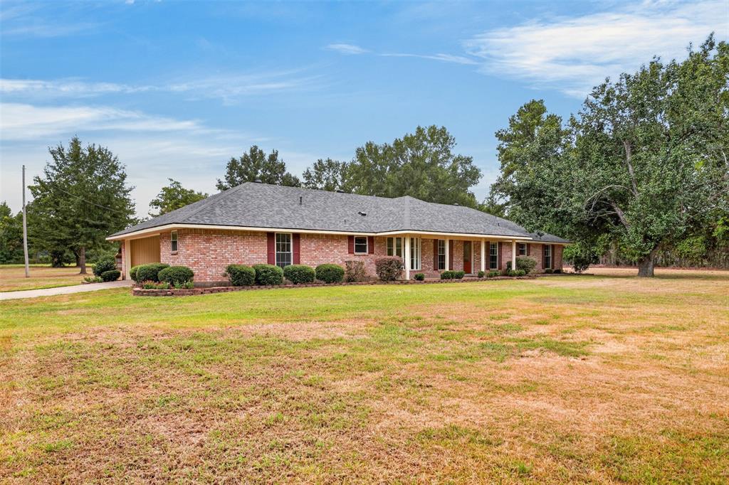 10610 Twin Oaks Road Property Photo 1