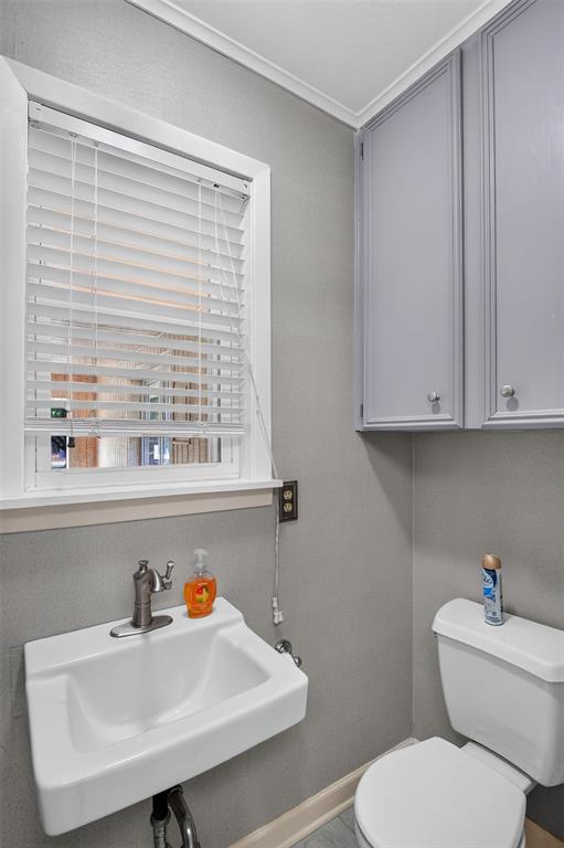 10610 Twin Oaks Road Property Photo 14