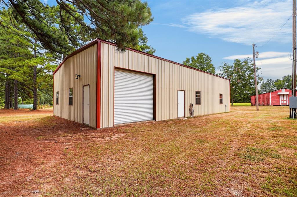 10610 Twin Oaks Road Property Photo 32