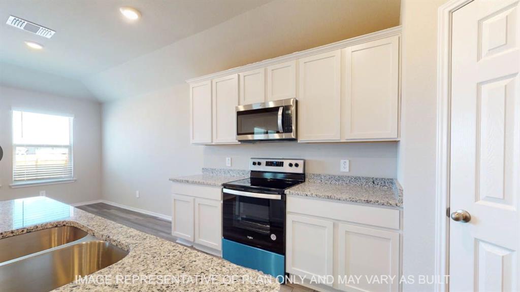 10413 Altair Drive Property Photo 4