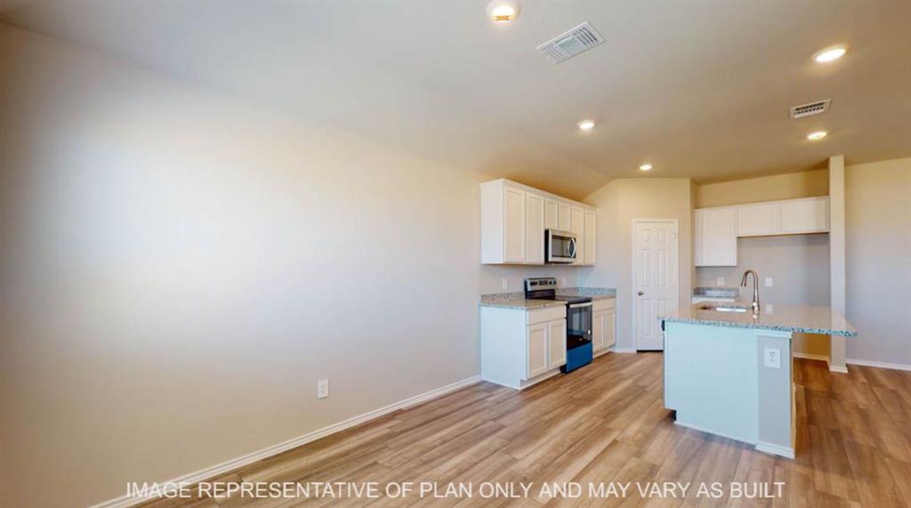 10413 Altair Drive Property Photo 7