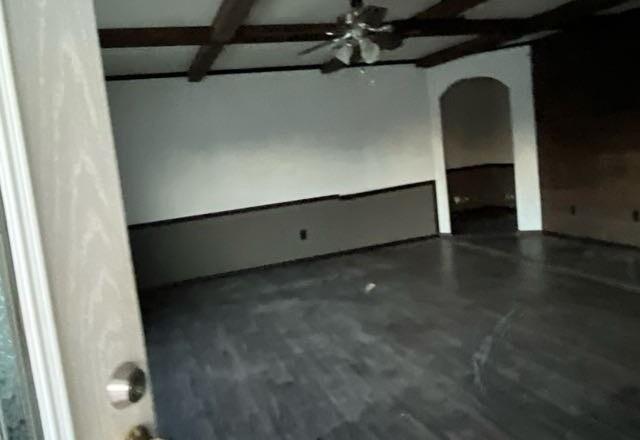 209 N Avenue C Property Photo 15