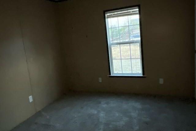 209 N Avenue C Property Photo 21