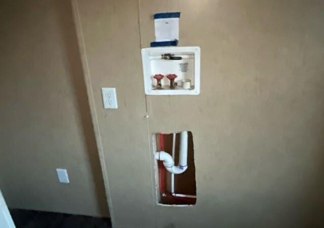 209 N Avenue C Property Photo 33