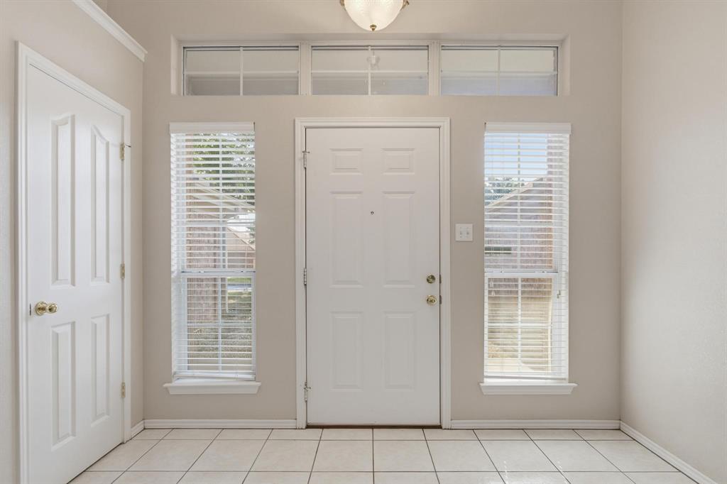 6518 Todd Run Property Photo 3