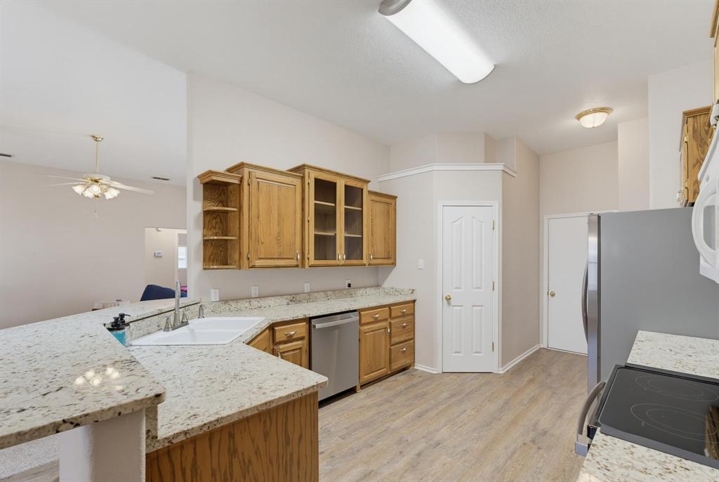 6518 Todd Run Property Photo 10
