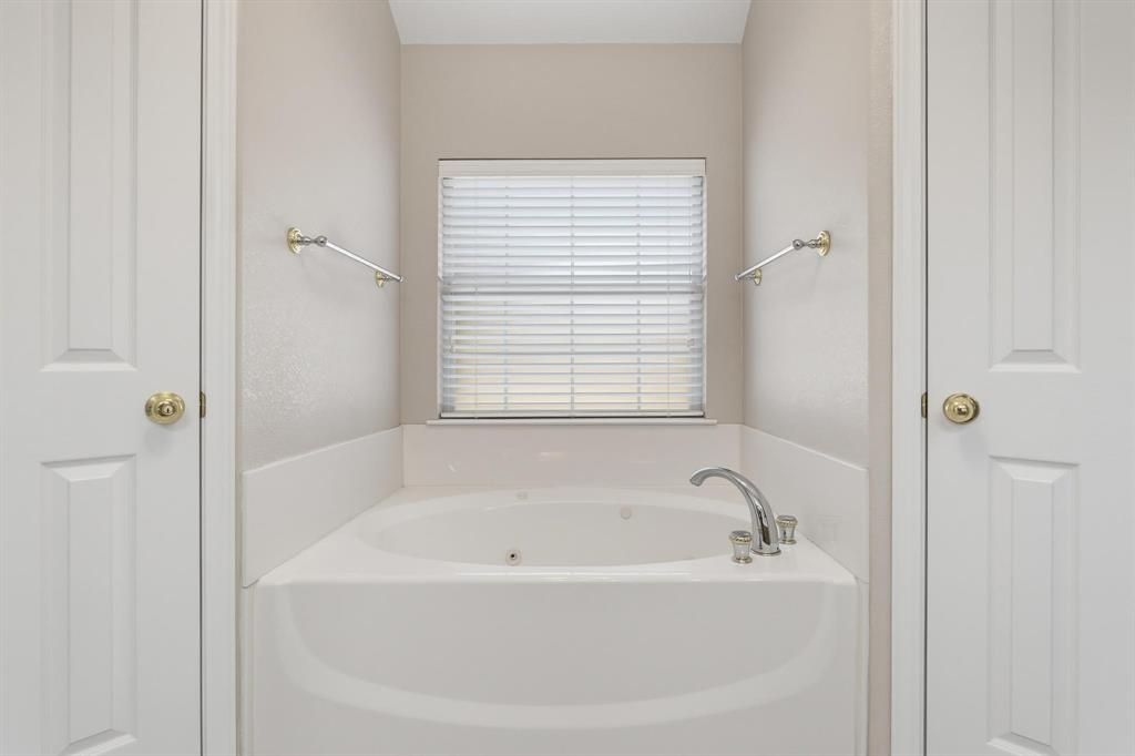 6518 Todd Run Property Photo 22