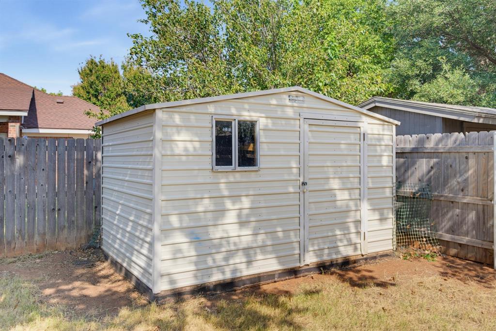 6518 Todd Run Property Photo 35