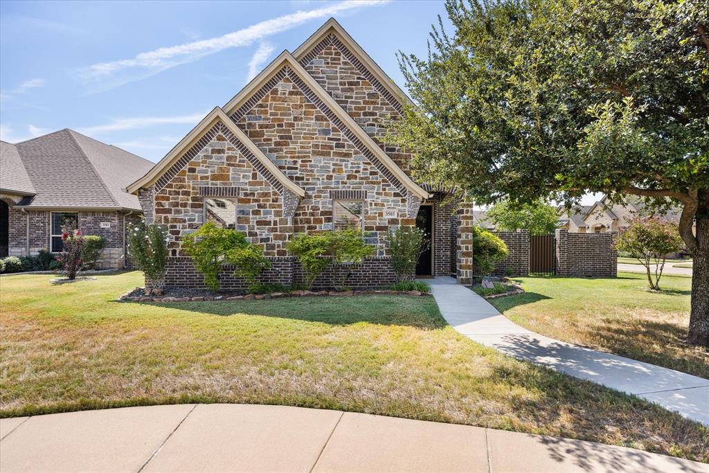 3503 Fountain Way Property Photo 2