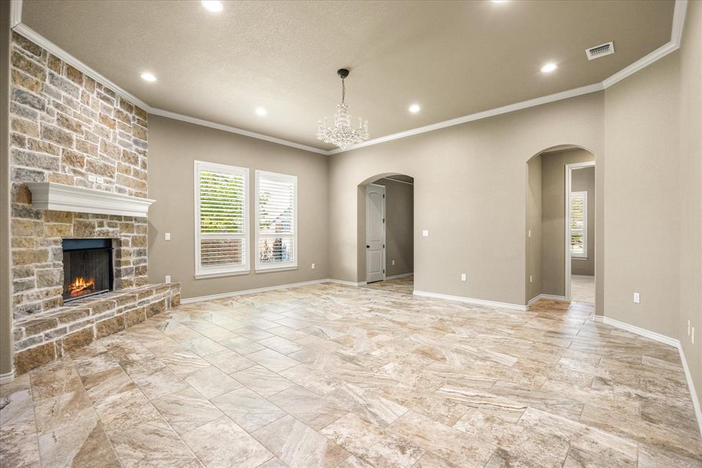 3503 Fountain Way Property Photo 8