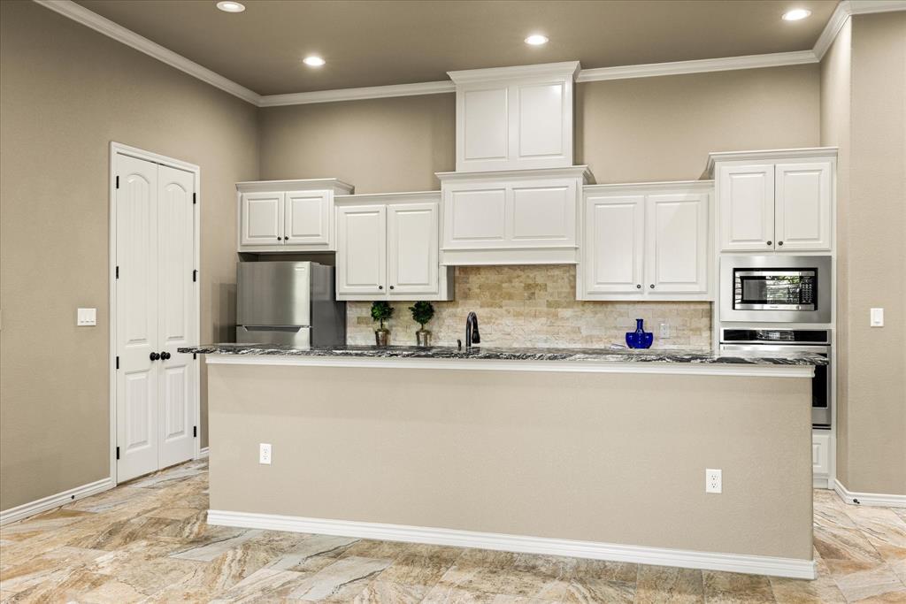 3503 Fountain Way Property Photo 10