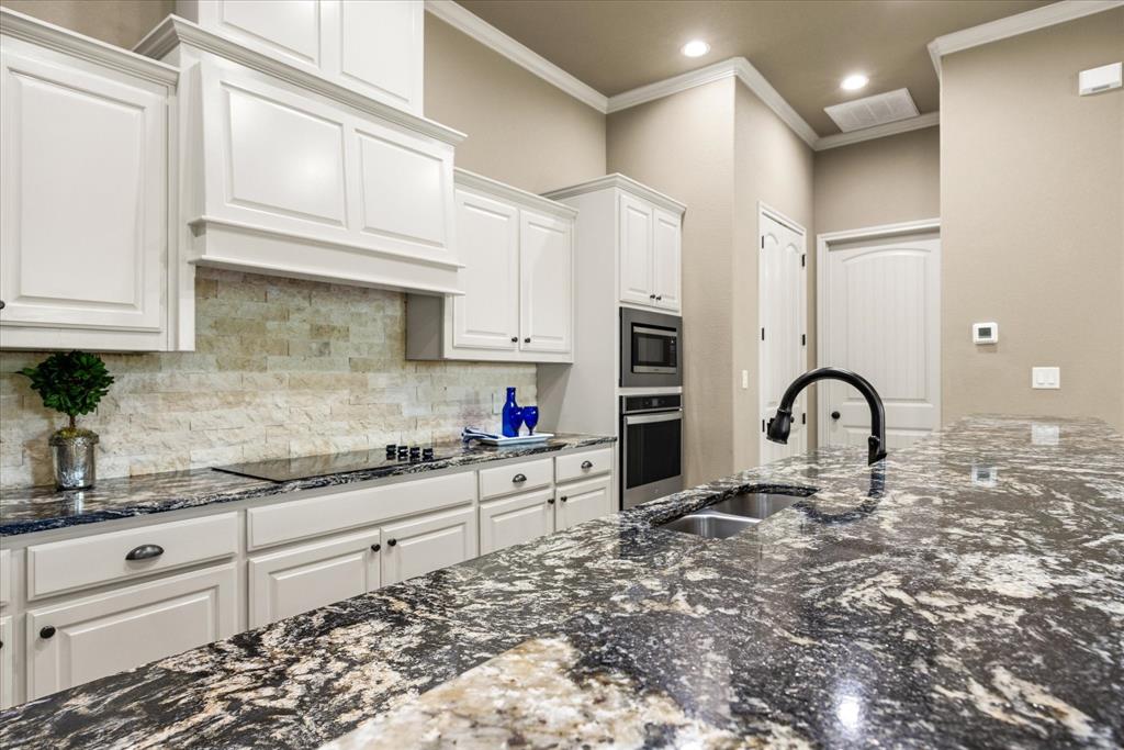 3503 Fountain Way Property Photo 11