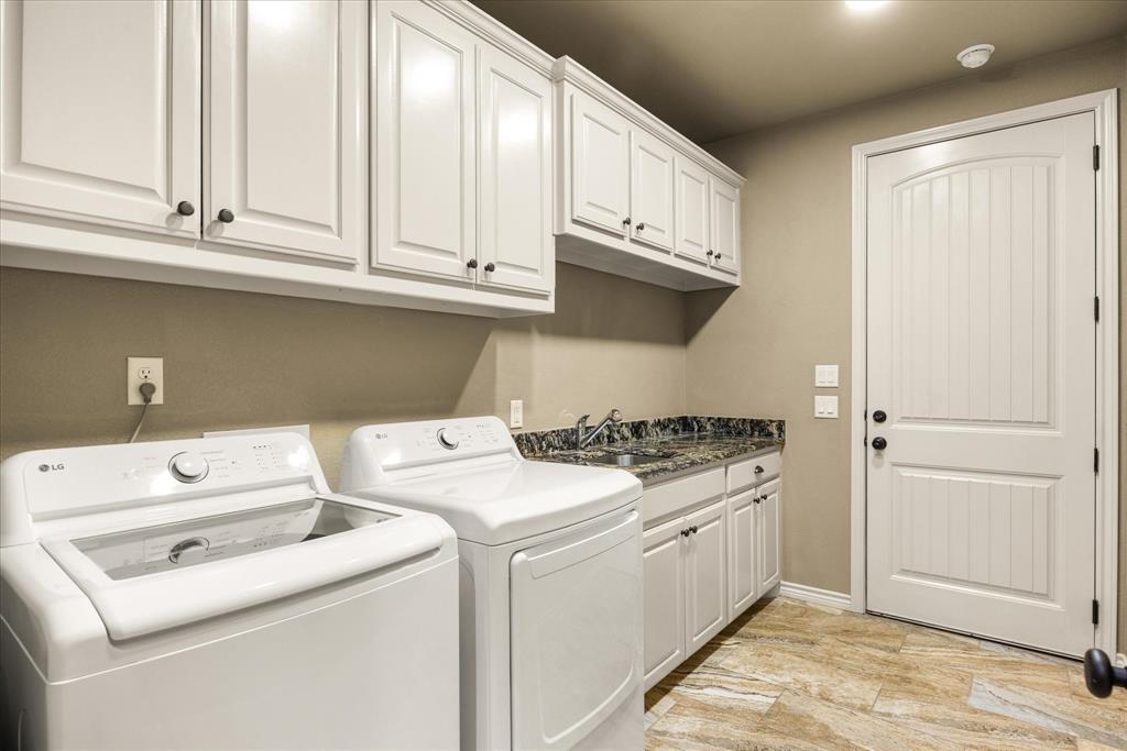 3503 Fountain Way Property Photo 22