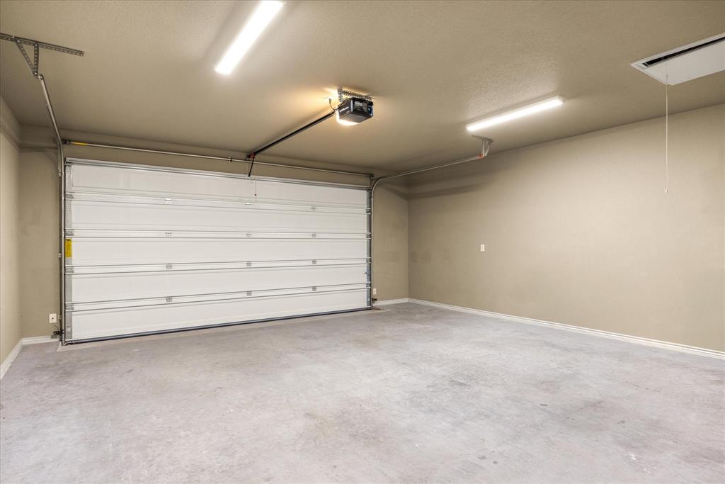 3503 Fountain Way Property Photo 26