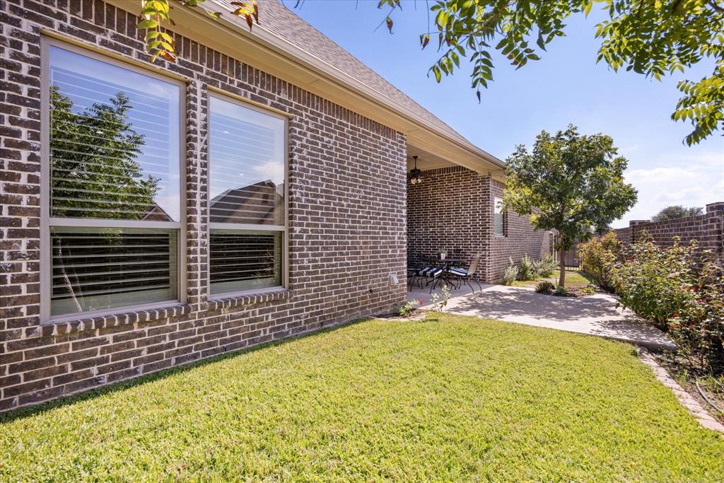 3503 Fountain Way Property Photo 27