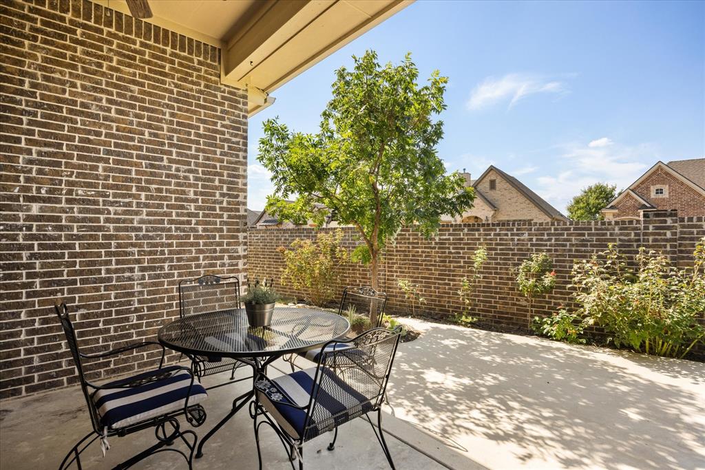 3503 Fountain Way Property Photo 28