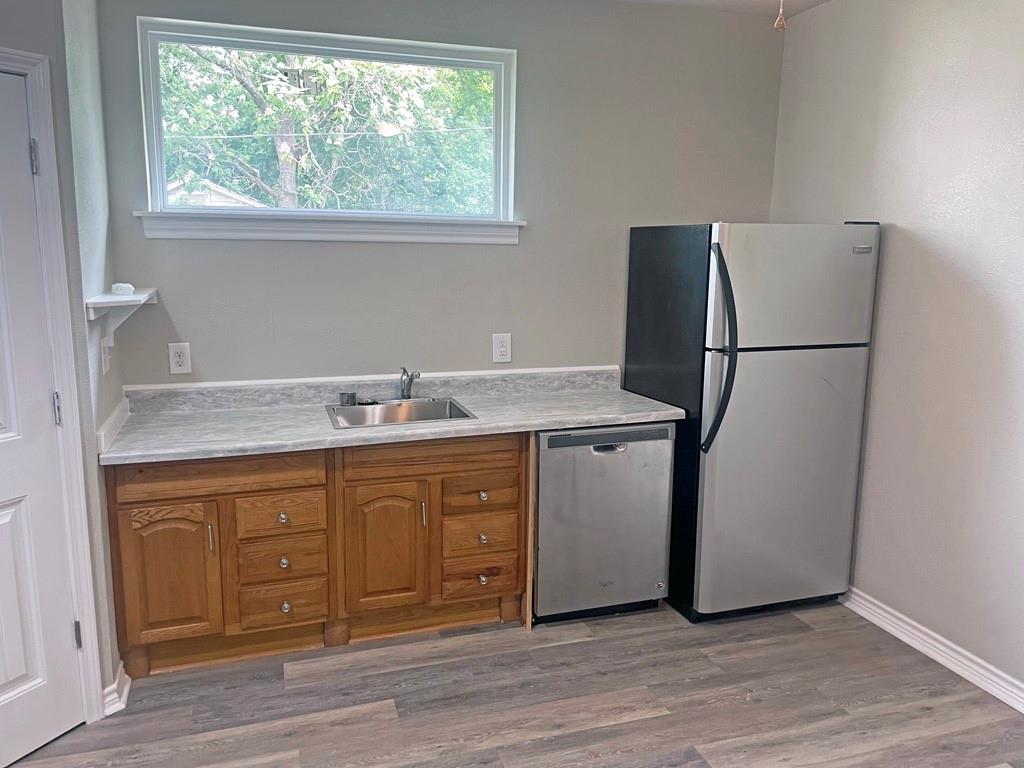 11281 Moss Street Property Photo 6
