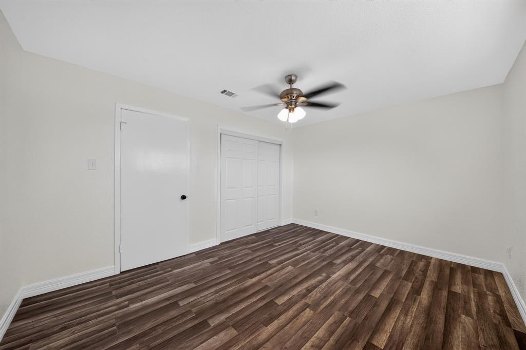 7335 Antoine Drive Property Photo 23