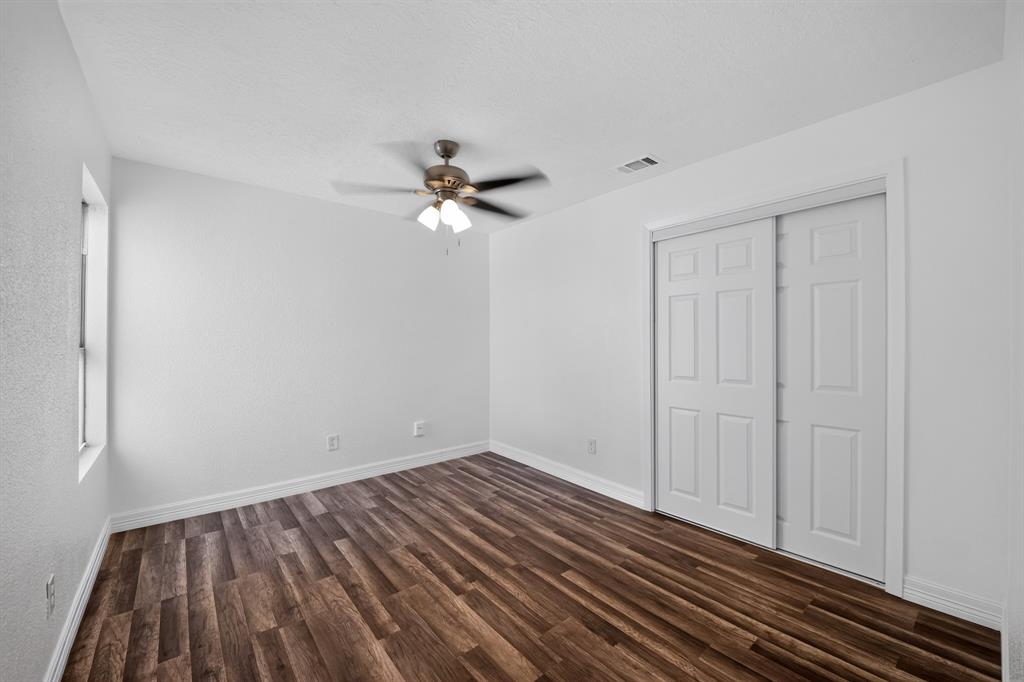 7335 Antoine Drive Property Photo 24