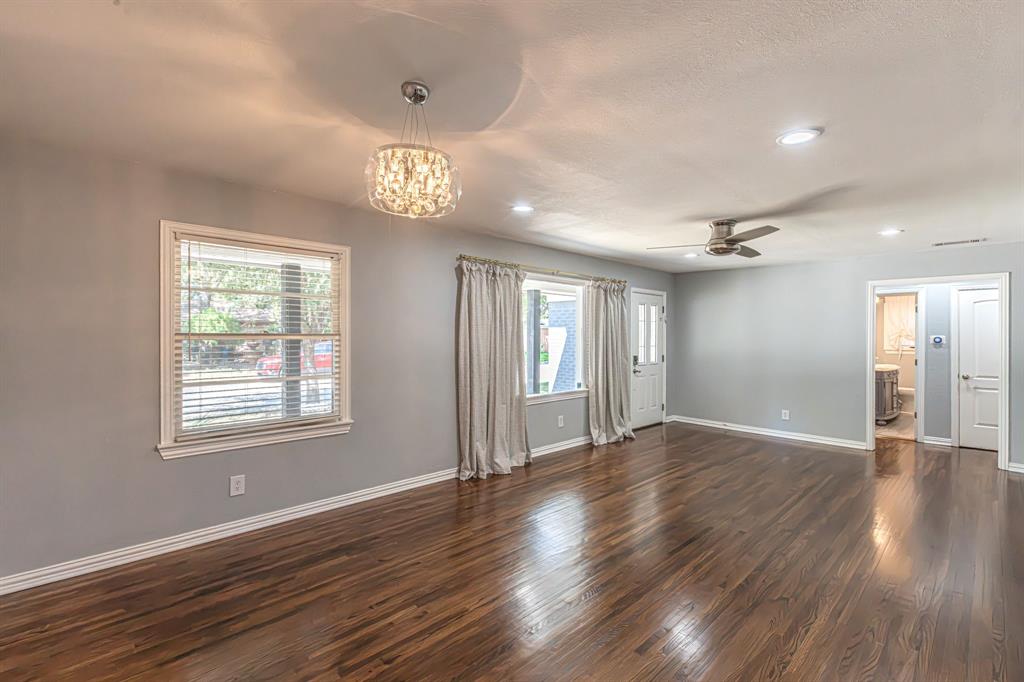 5713 Tracyne Drive Property Photo 6