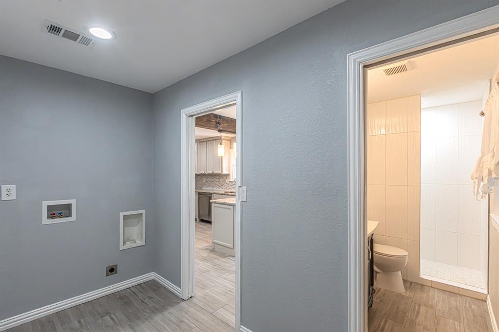 5713 Tracyne Drive Property Photo 16