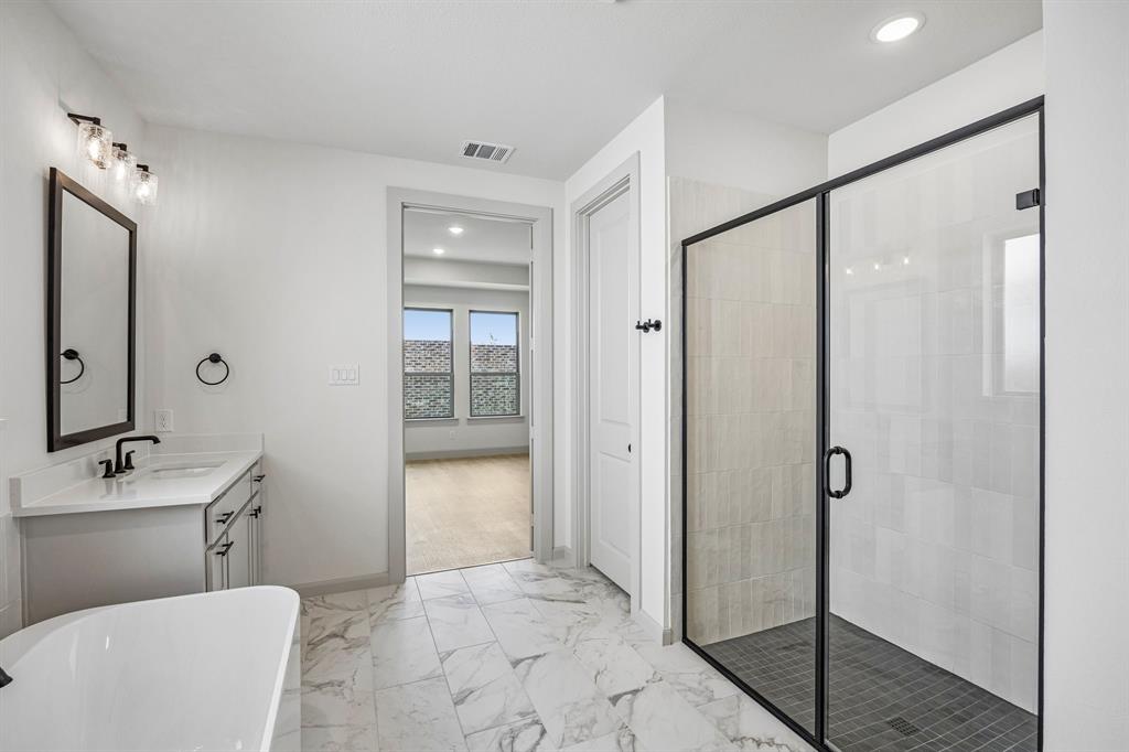2308 Wispy Lane Property Photo 15