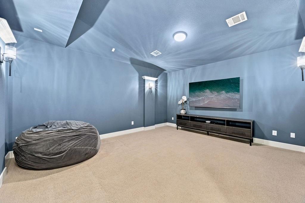 120 Miramar Drive Property Photo 23