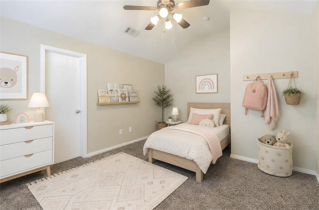 1070 Mellanie Lane Property Photo 13