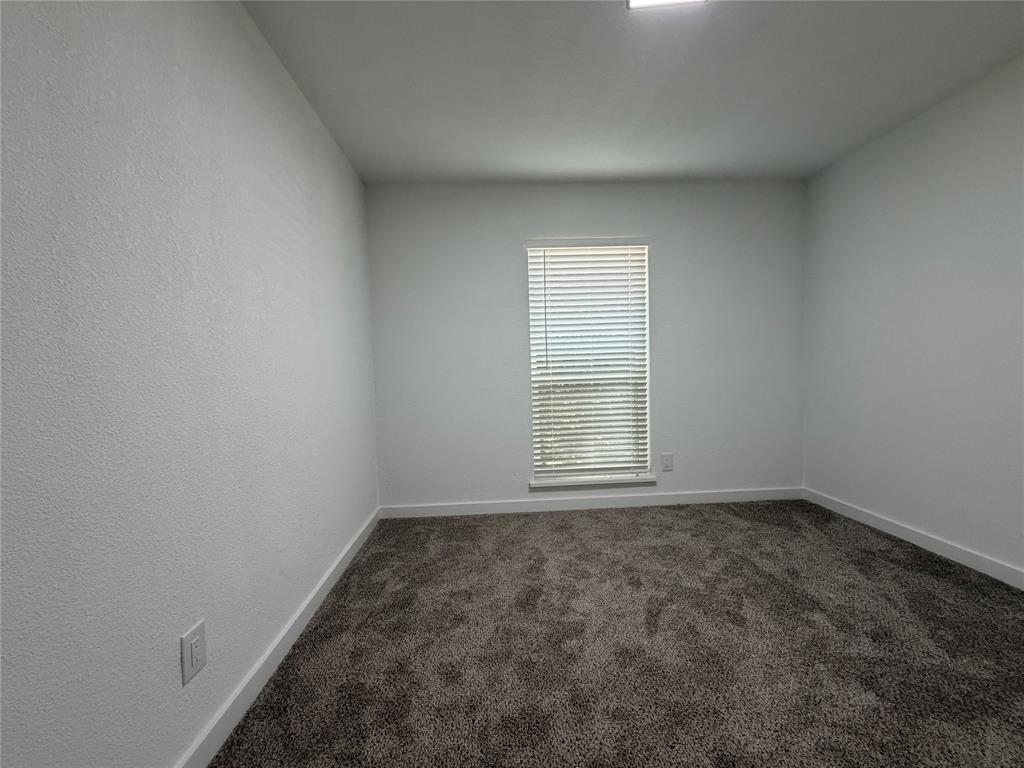 124 W Way Drive Property Photo 12
