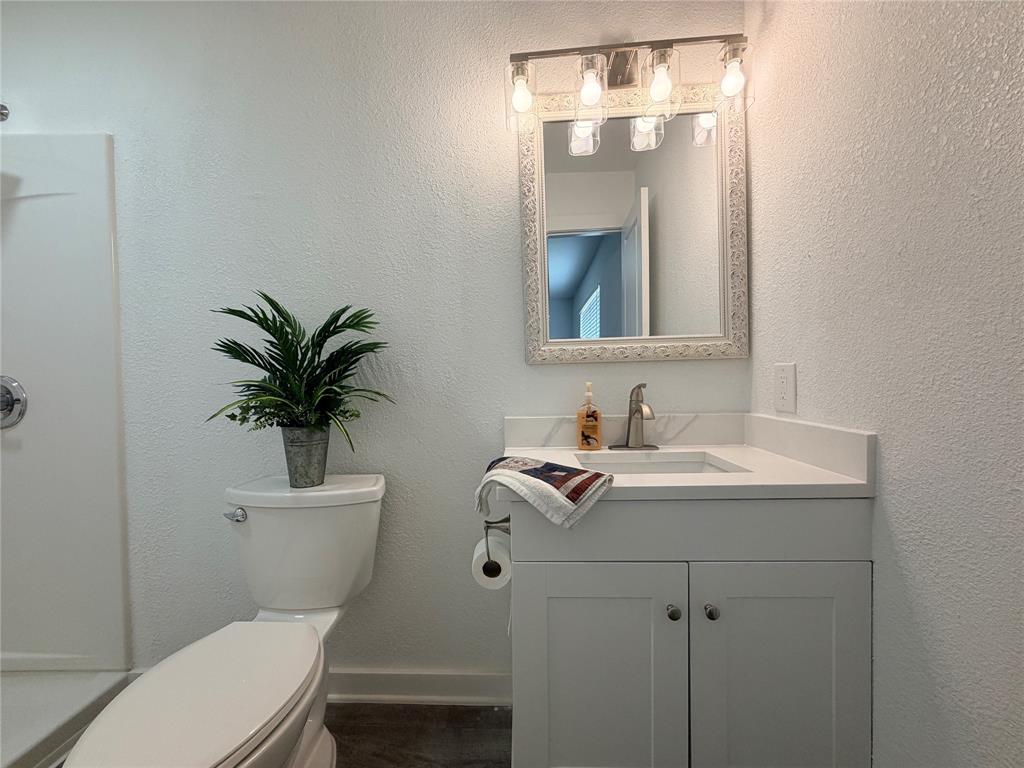 124 W Way Drive Property Photo 23