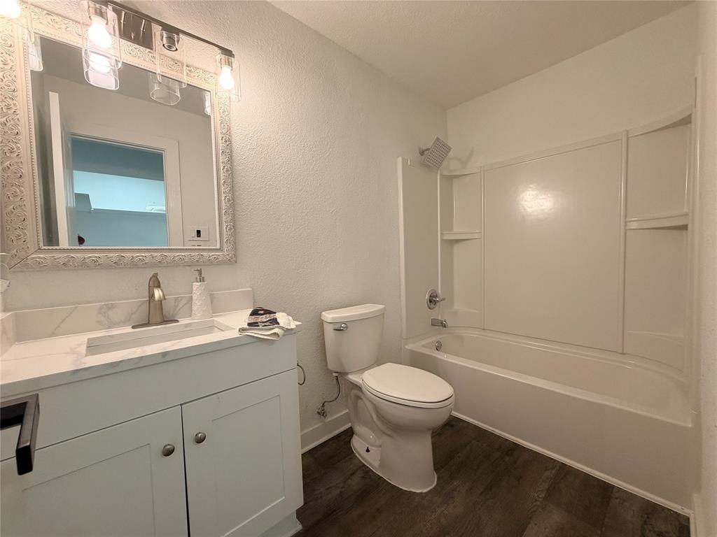 124 W Way Drive Property Photo 27