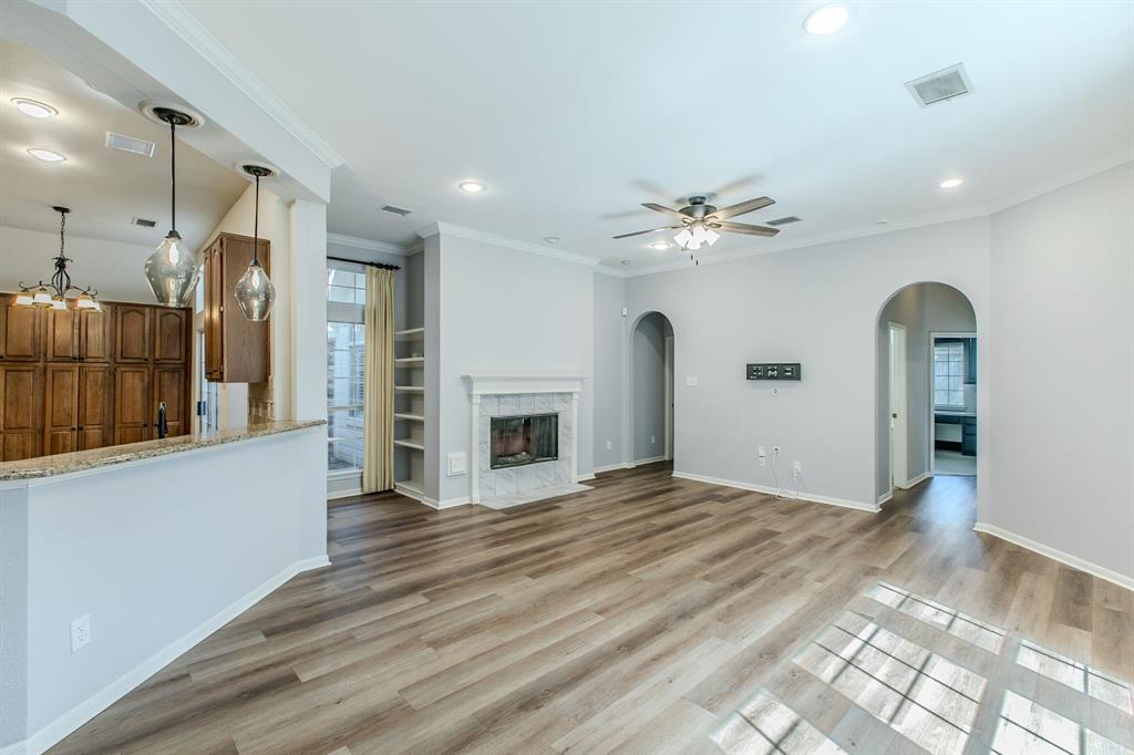 3107 Lake Oak Drive Property Photo 2