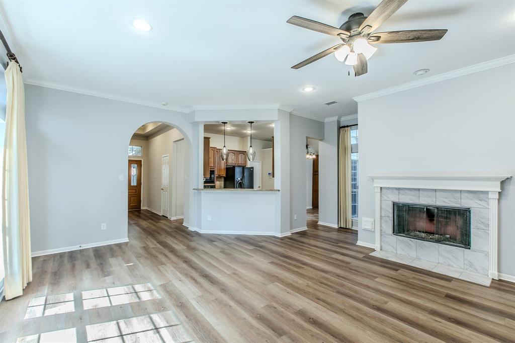 3107 Lake Oak Drive Property Photo 3