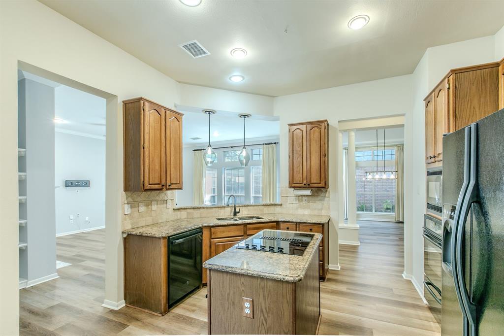 3107 Lake Oak Drive Property Photo 7