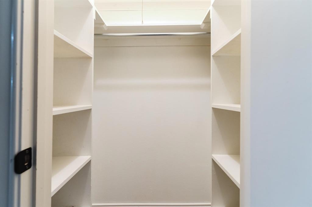 706 Mount Vernon Drive Property Photo 12