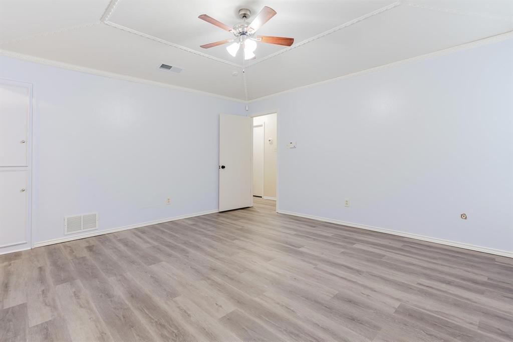 706 Mount Vernon Drive Property Photo 15