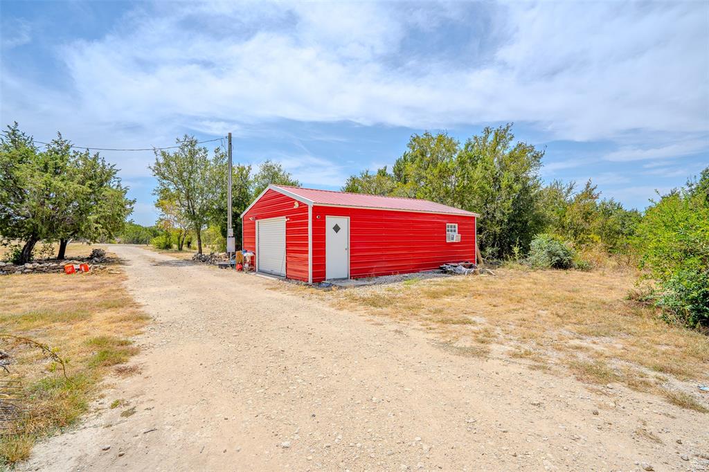 1950 Fm 2823 Property Photo 6