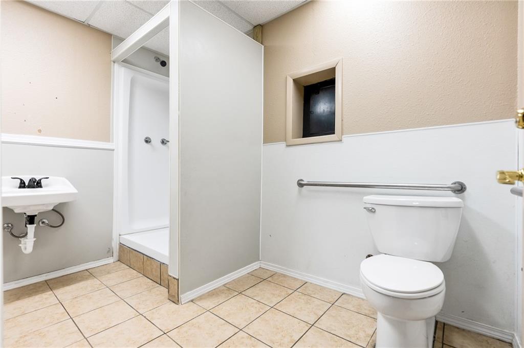 103 W Main Street Property Photo 35