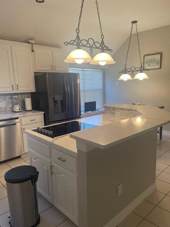 402 Buttonwood Drive Property Photo 13