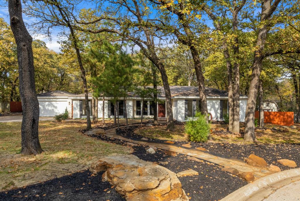 504 Chisolm Court Property Photo 1
