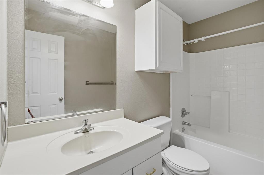 339 Outboard Drive Property Photo 24