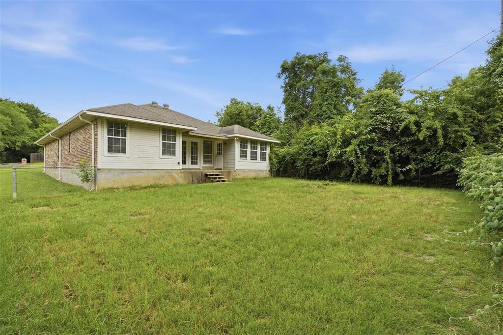 339 Outboard Drive Property Photo 32