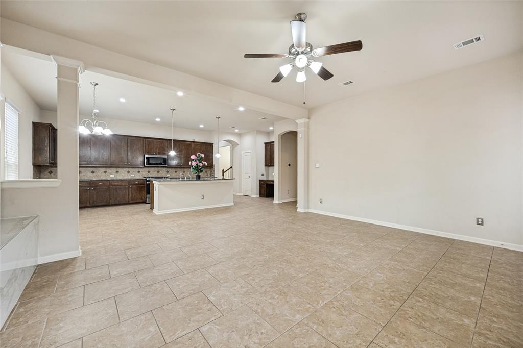 8425 Snow Goose Way Property Photo 5