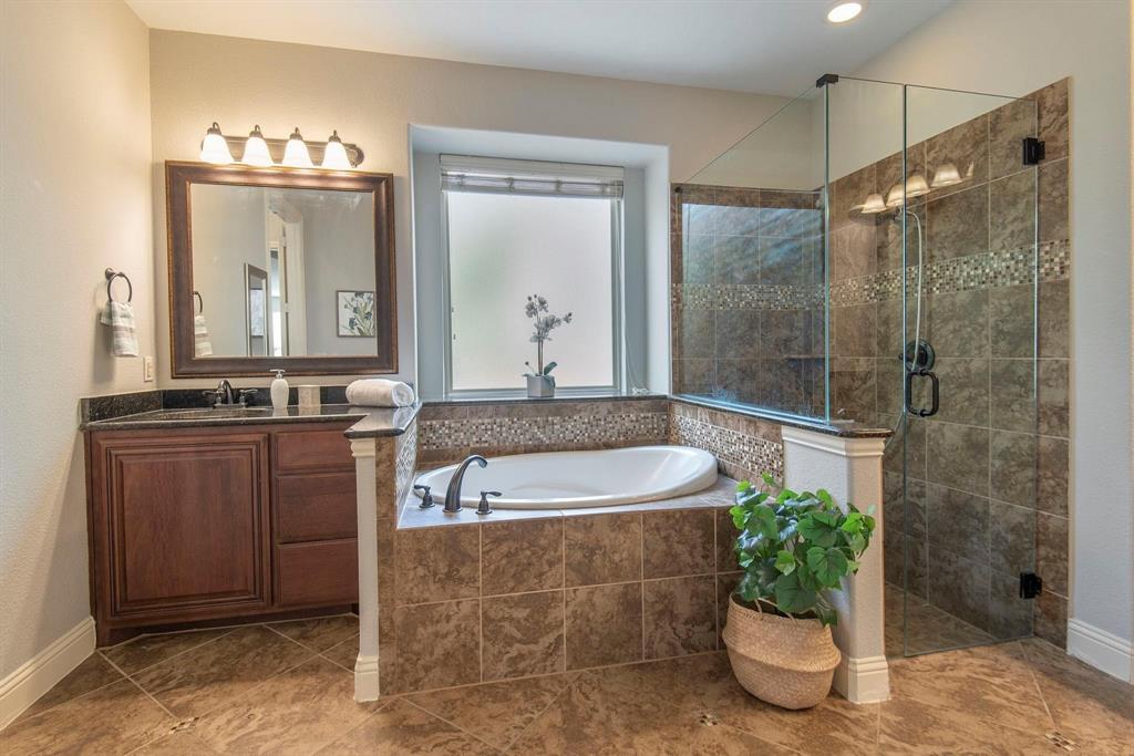 10205 Savoy Drive Property Photo 14