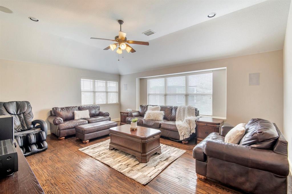 10205 Savoy Drive Property Photo 19