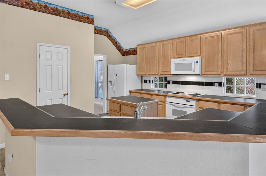6928 Spring Valley Way Property Photo 15