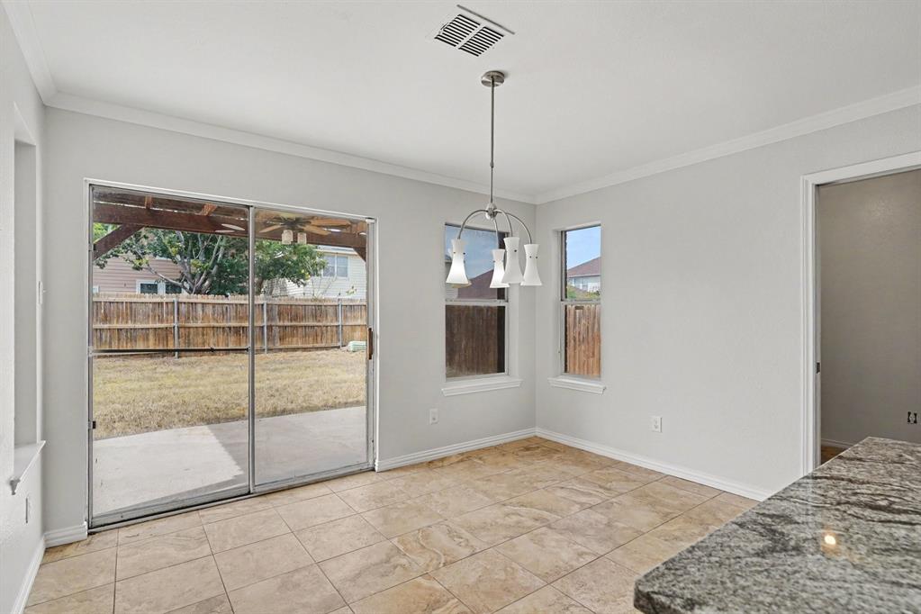 4800 Sleepy Ridge Circle Property Photo 14