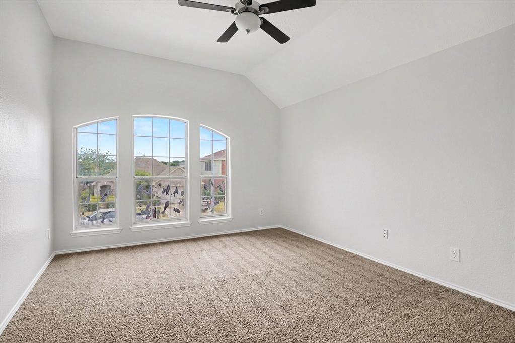 4800 Sleepy Ridge Circle Property Photo 28