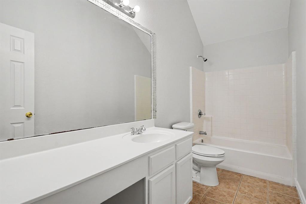 4800 Sleepy Ridge Circle Property Photo 33